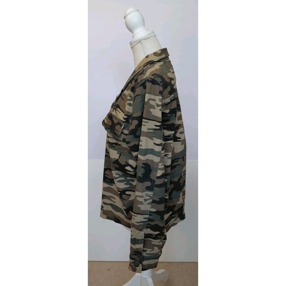 Sanctuary Women's Size M Camoflage Button Front Jacket with Patch Pockets - Picture 2 of 10
